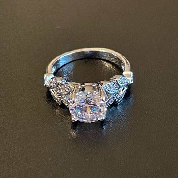 Austrian crystal silver woman ring - Picture 2 of 7
